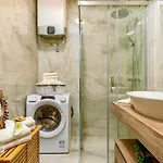 Sea Sparkle 2 Luxury Apartment