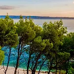 Sea Sparkle 2 Luxury Apartment *