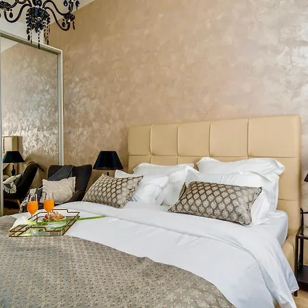 Sea Sparkle 2 Luxury Apartment *